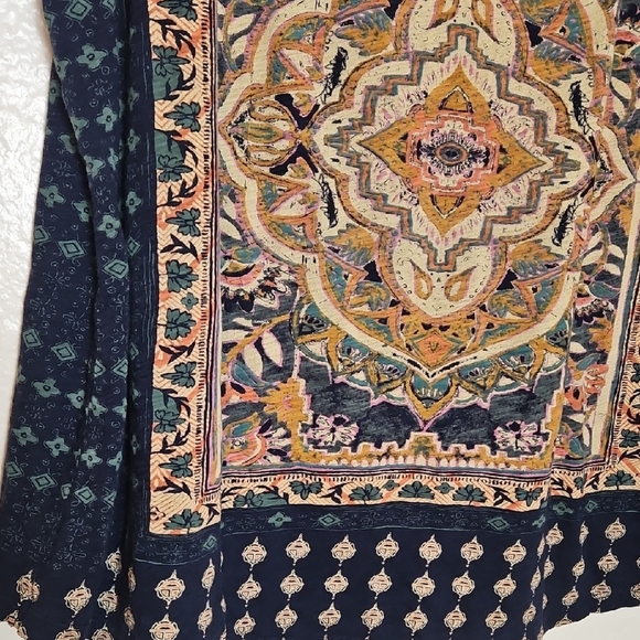 Lucky Brand Black and Gold Patterned Blouse - Picture 4 of 5